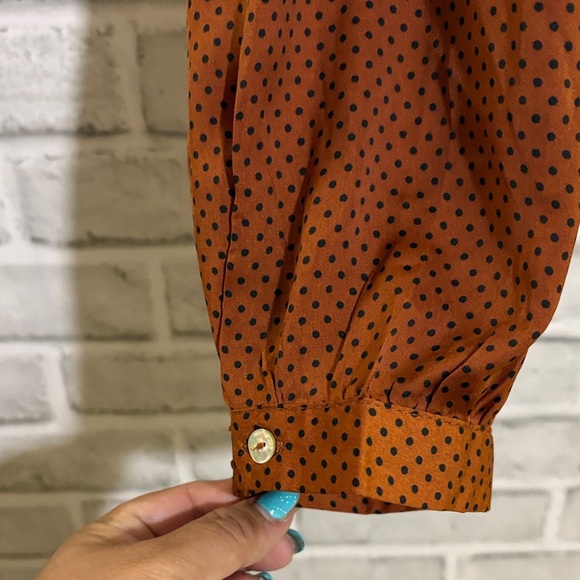 Suzy Shier silky Brown and black Polka Dot Button Down Shirt, size Xl - Picture 6 of 10